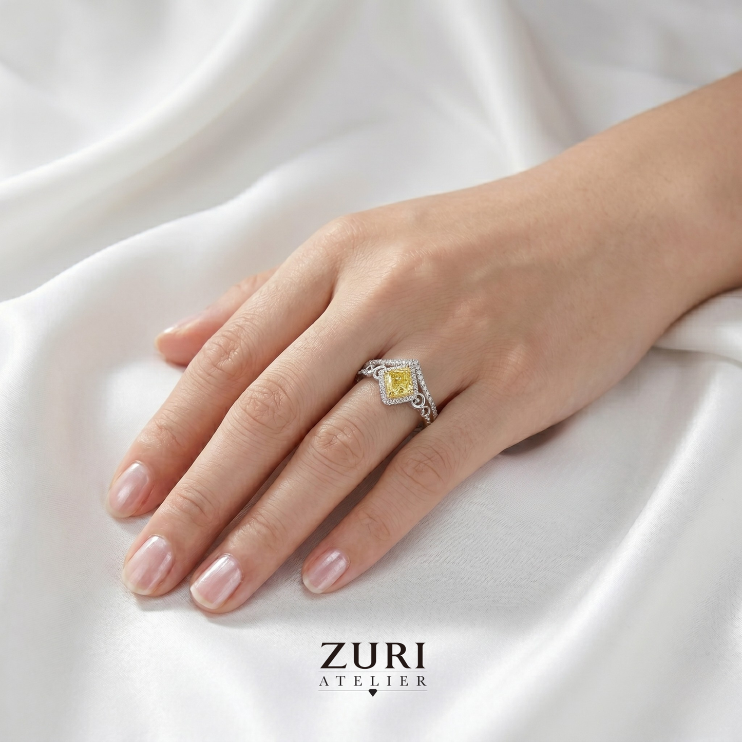 18K Fancy Yellow Diamond Ring
